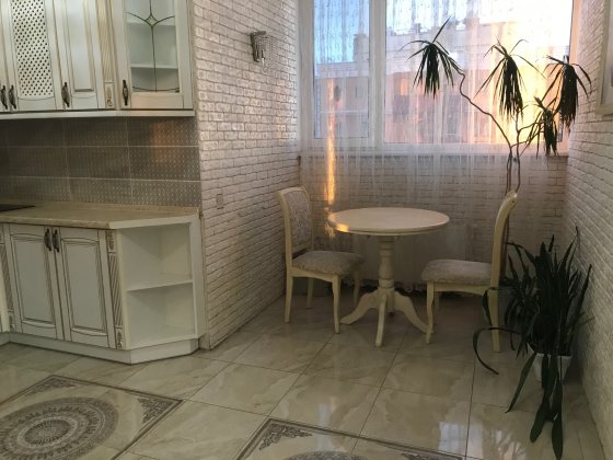 Продаж чудової 1к квартири з новими ремонтом вул Коперника 3 Киев