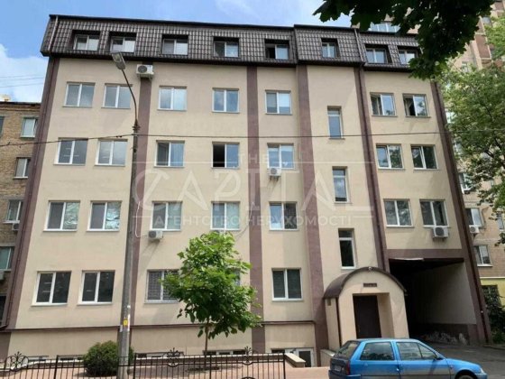 Продаж 1 кімнатної на пер. Червиновського 5А, Оболонь (Пріорка) Киев