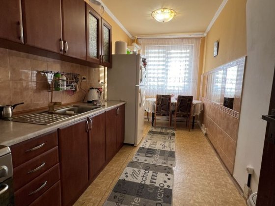 Продаж просторої квартири! Ужгород