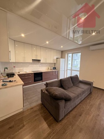 Продаж двокімнатної квартири по вул.Гвардійська - фото 1