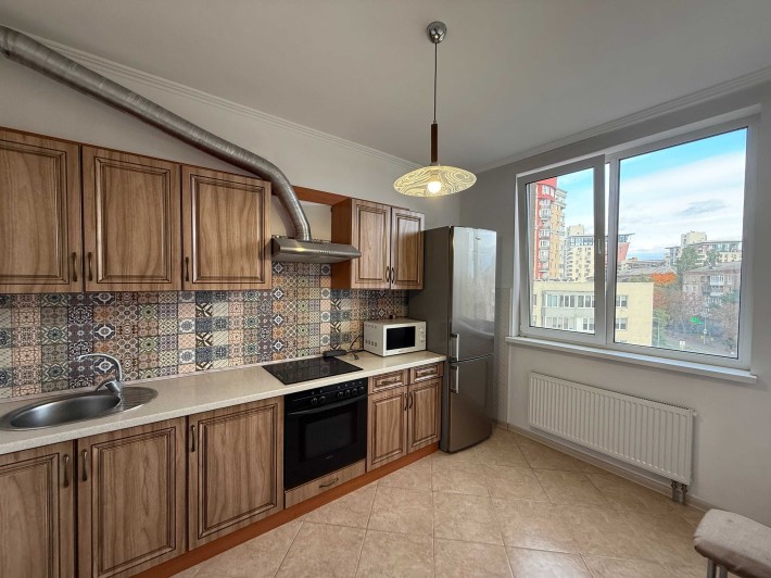 1К Здановської Юлії (Ломоносова), 50/2, Лікоград М Виставковий Центр - фото 1