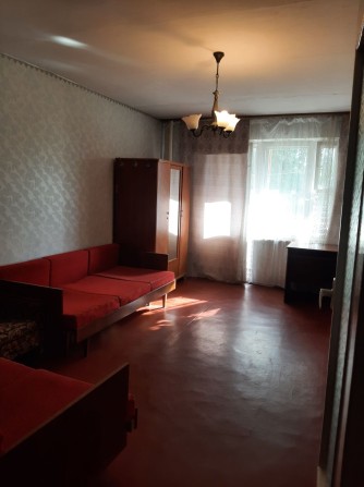 Троєщина, бульвар  Висоцького 6, низький поверх, газ, кухня 9.4м2, - фото 1