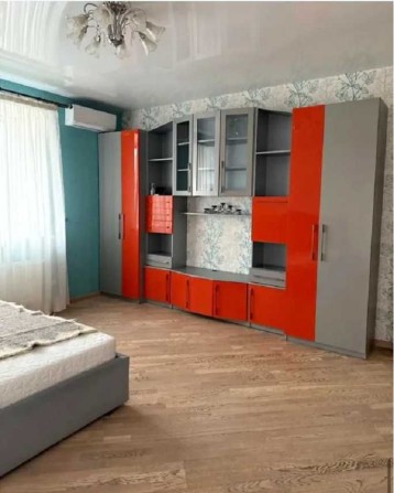 Продаж 2-к квартири з ремонтом  Оболонський район - фото 1