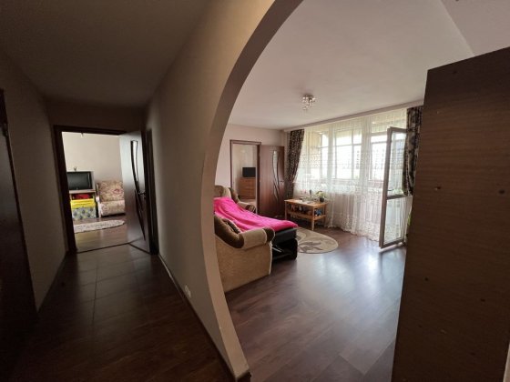 3 кімнатна по Минайській