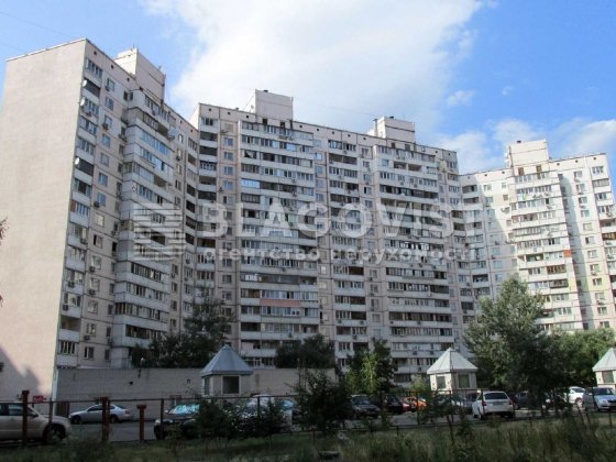 Продаж 3 кімнатної квартири Вул.Анни Ахматової 15 Киев