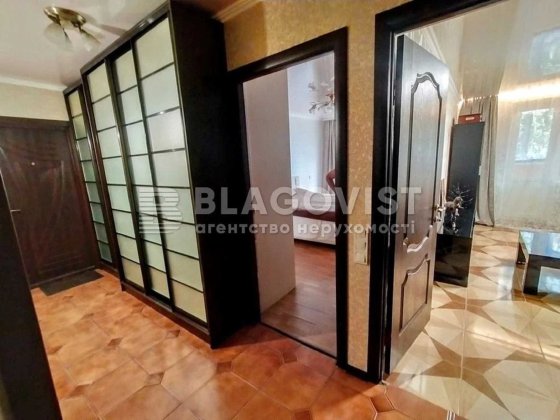 Продаж 3 кімнатної квартири Соломянський,вул.А.Мельника 14г Киев