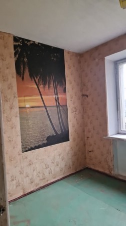 Вишенька , вул .Юності  53 . Продам 3 кімнатну квартиру. - фото 1