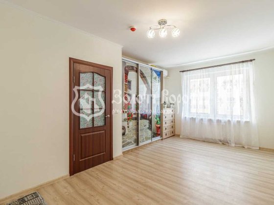 Квартира, 1к. Гарний стан. Русової, 3в, Осокорки, Дарницький район Киев