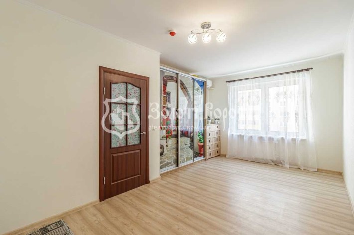 Квартира, 1к. Гарний стан. Русової, 3в, Осокорки, Дарницький район - фото 1