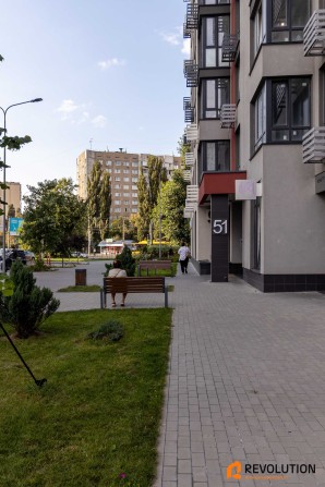 Без % 1 кім, Варшавський плюс, Подільський район - фото 1