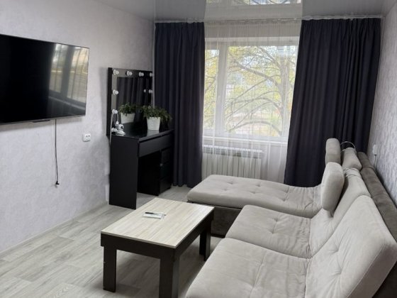 Продаж 2-к Чешки р-н Комарова (Хліб Сіль) Чернівці