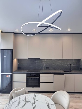 Продаж 1-к квартири. - фото 1