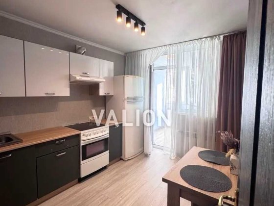 Продаж 1 кім. квартири, ремонт, Урлівська 23б, метро Осокорки, Позняки Киев