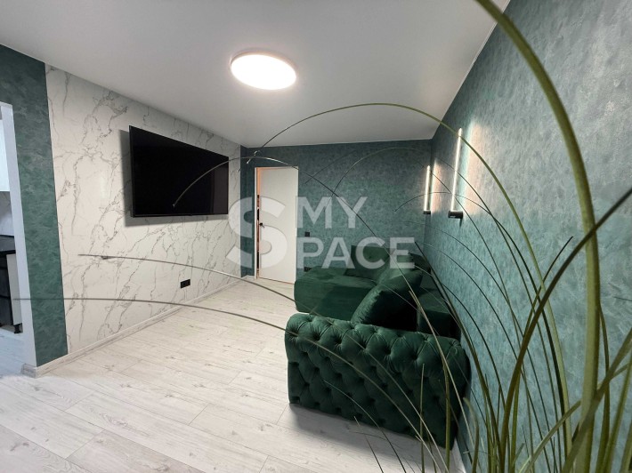 Продаж 2к, 46м2 з новим ремонтом м Святошин 5 хв, Депутатська, Вітрука - фото 1