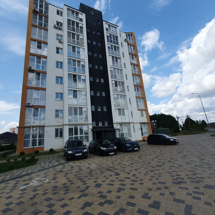 Продам 1 кімнатну квартиру.  Вул.Молодіжна . - фото 1