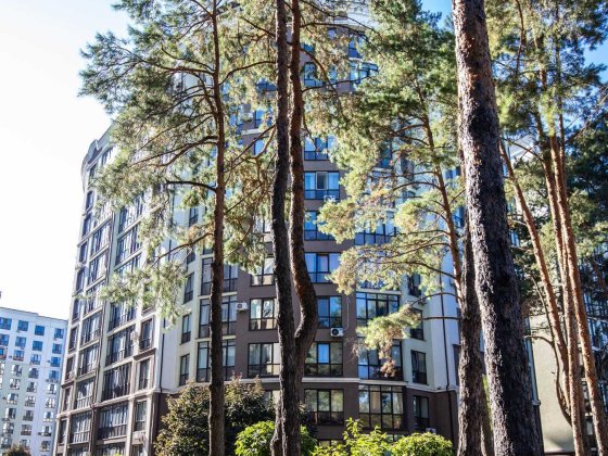 Продам 1-к квартиру 43м2 в ЖК Лісова Казка, вул. Радистів, 34 Киев