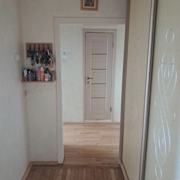 Продам 3 кім в Новому районі на Годинки - фото 1