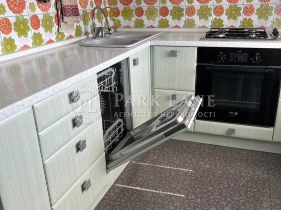 Продаж 3к квартири просп. Павла Тичини 11 Дніпровський р-н Киев