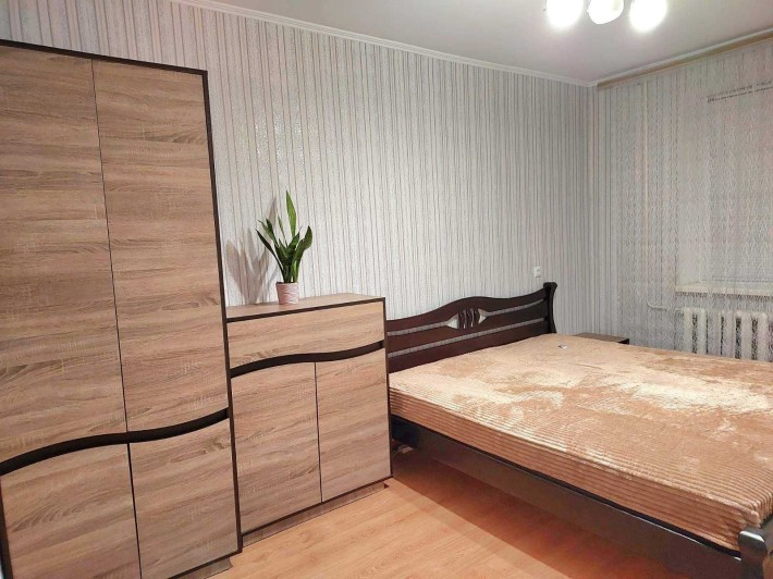 Продам 3к. квартиру вул. К. Маркса. - фото 1