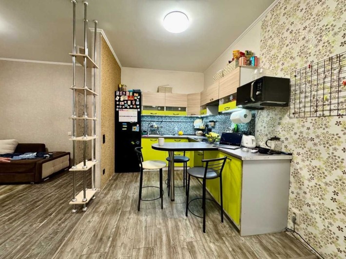 Продаж 1-кім КВАРТИРИ 50 кв.м та КОМОРА по вул. Драгоманова 2 - фото 1