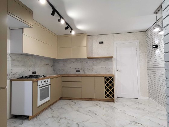 2к.Сучасний євроремонт,,меблі,техніка.