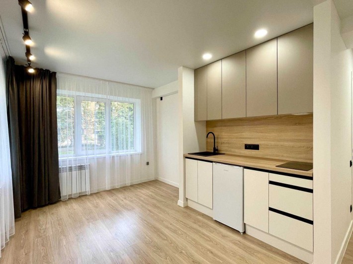 Нова квартира з новим ремонтом біля парку! - фото 1