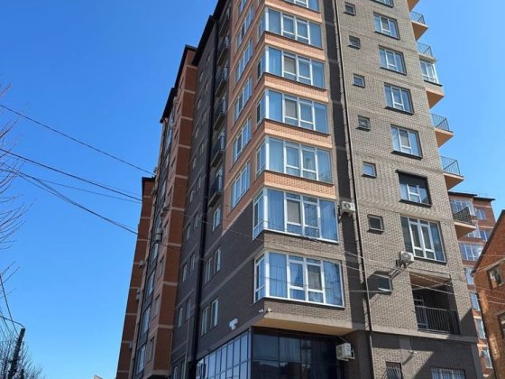 Продаж квартири Щербанюка Ромтісбуд Черновцы