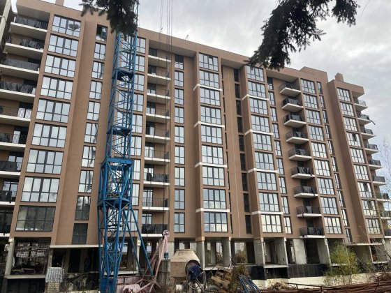 продається 1 кімн. Новобудова. вул. Руська, 2 поверх Черновцы