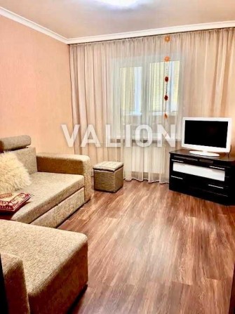 Продаж 2 кімн. квартири по вул.Анни Ахматовой 14-Б, метро Позняки - фото 1