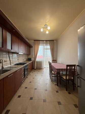 Продаж просторої 3 кімнотної квартири з газом - фото 1