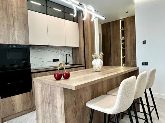 Продається квартира в  ЖК" Шервуд" Ужгород