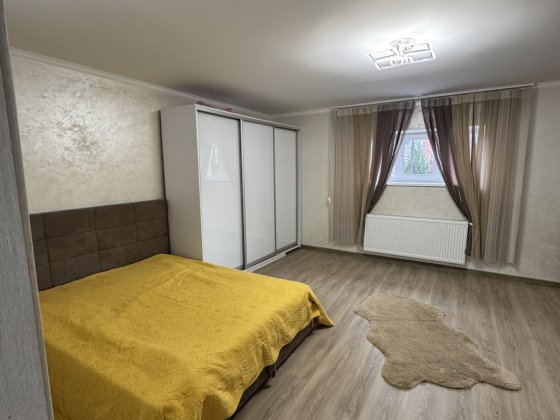 Продається 1 кімнатна новобудова в центрі міста Черновцы