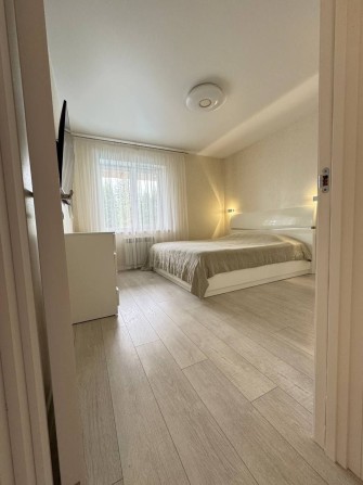 Продаж двокімнатної квартири район Вишеньці - фото 1