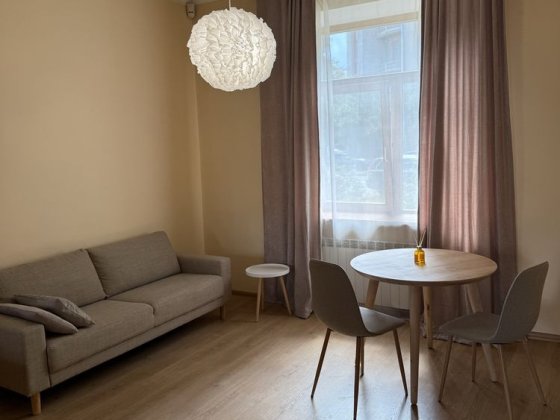 Без % Продаж 1-квартири, сталінка, центр, Липки, Інститутська Печерськ Київ