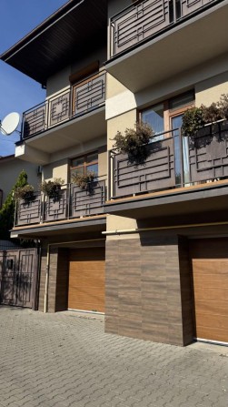 Простора двокімнатна квартира вулиця Котловинна - фото 1