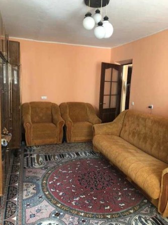 продається 2 км квартира - фото 1