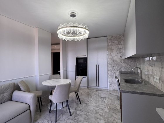 Продається нова, 2-х кімнатна. Навпроти парку Боздош. Ужгород