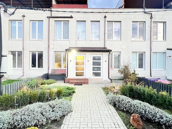 ІДЕАЛЬНА 2 кім.кв. з ЕВРОРЕМОНТОМ в 3 поверхи для ХОЛОСТЯКА 54000$ Черкаси