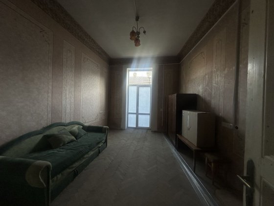 Продам 2х кімнатну квартиру в центрі Черновцы