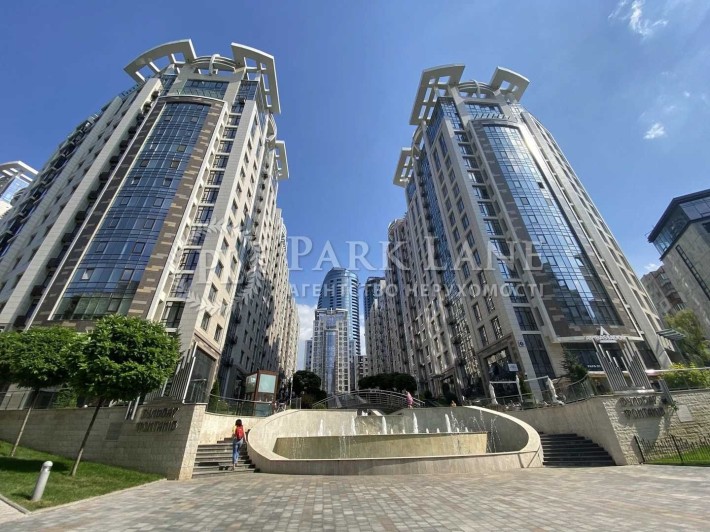 Хіт Ціна! !-к Квартира Бульвар Фонтанов Іоанна Павла 6/1 - фото 1