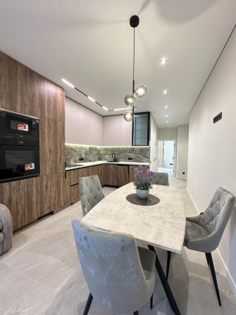 Продаж квартири , новобудова - фото 1