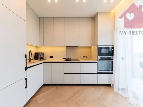 Продаж сучасної 1,5 к квартири в центрі Ужгорода Ужгород