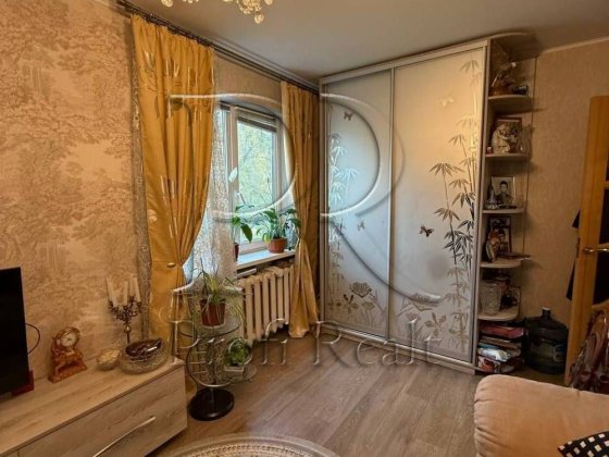 Продаж 2 кімн. квартири за адресою Турчина 14, Щербакова, Нивки, Сирец Киев