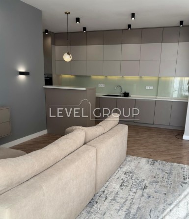 Продаж 3-кімн квартири в жк Престиж Холл Палац України - фото 1