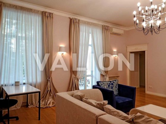 Продаж 2 к. квартири вул. Січових Стрільців 10, центр, Львівська площа Киев