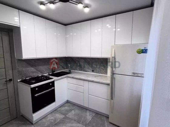 Продам 2к.кв Тополь-3/средний этаж 57000$ Днепр