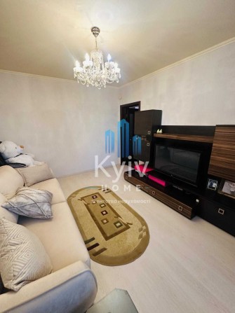 Продаж квартири, 3 кімнатна, вул Анни Ахматової, Позняки - фото 1