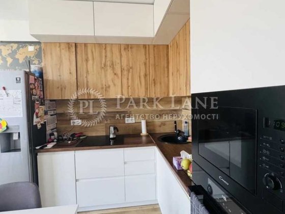 Нивки парк Шевченківський 3 кімнатна з ремонтом Киев