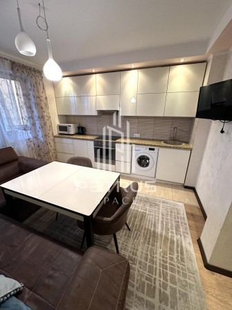 Продаж 2к на Позняках Ахматової 50 - фото 1