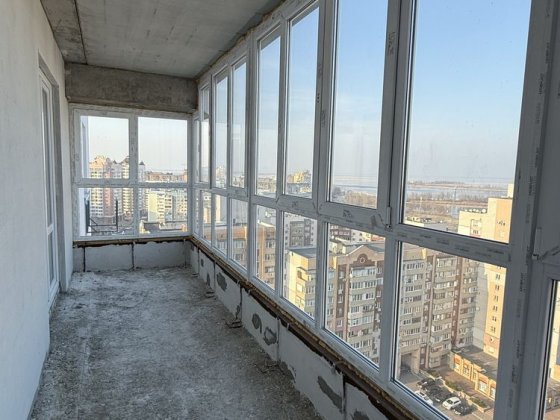 Новобудова, продаж квартири 2-х кім. з видом на річку Дніпро Черкаси